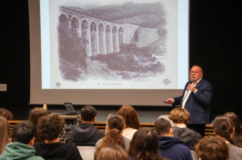 Alain DUBREUIL professoral à l'Estérel
